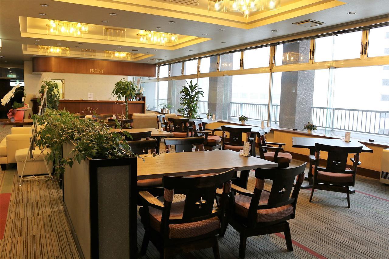 Hotel Sankeien Sapporo Exteriör bild